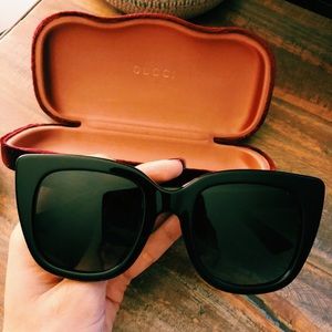 Gucci Sunglasses GG0163S